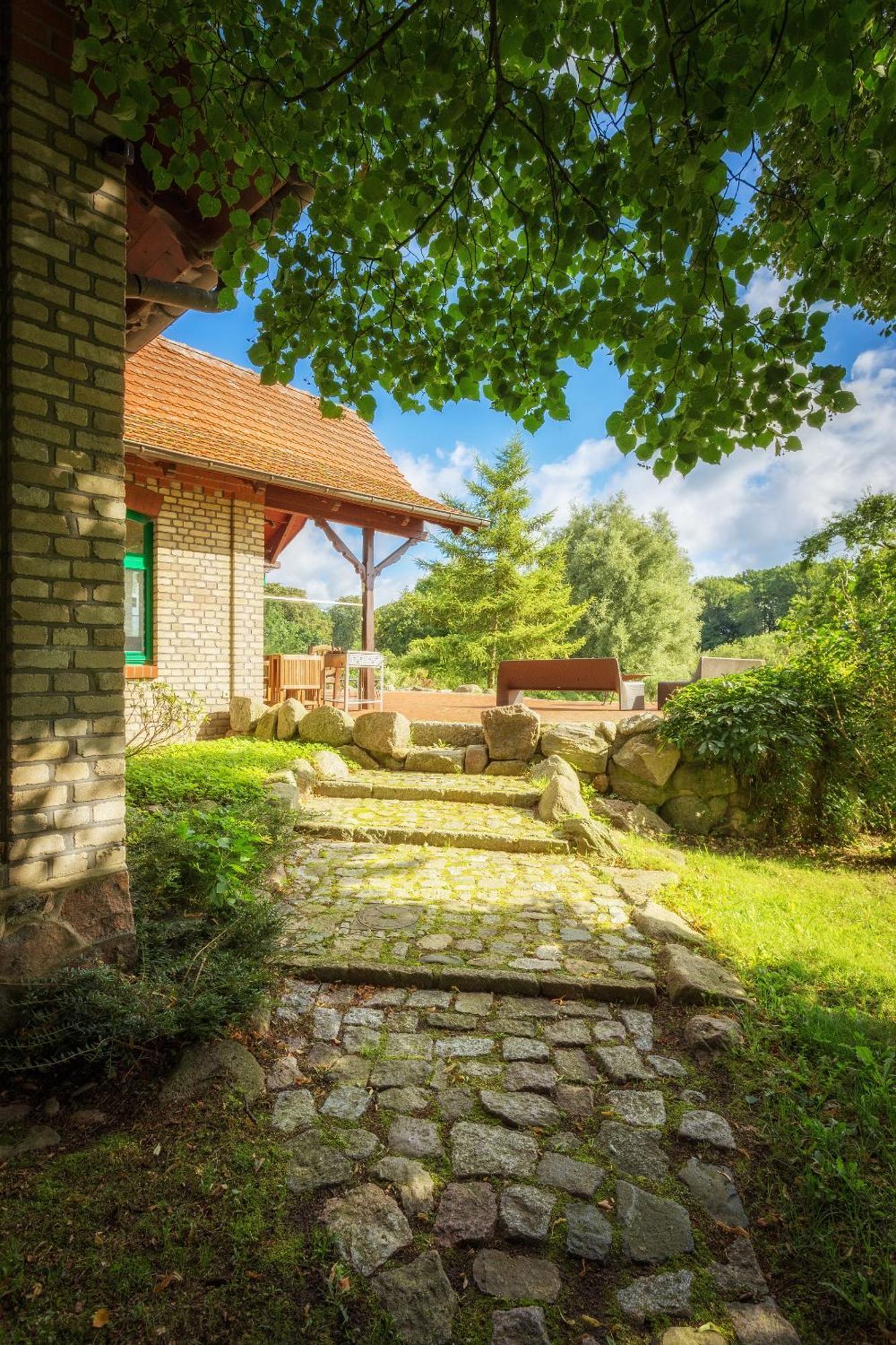 J1 Idyllisches Ferienhaus Mit Seeblick Julchendorf Exterior photo