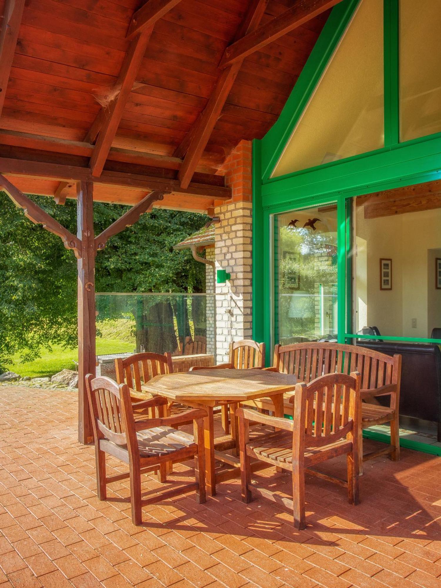 J1 Idyllisches Ferienhaus Mit Seeblick Julchendorf Exterior photo