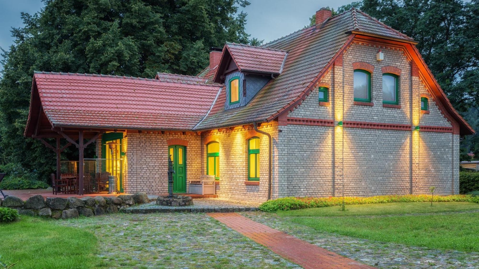 J1 Idyllisches Ferienhaus Mit Seeblick Julchendorf Exterior photo